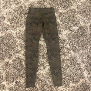 Lululemon Leggings - Camo size 4